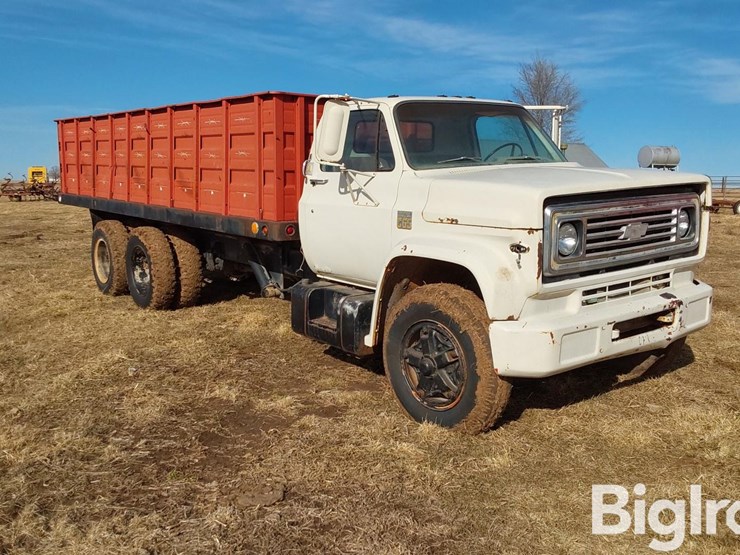1974-chevrolet-c65-image-3
