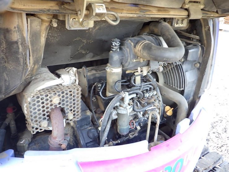 komatsu-pc20uu-3-image-10