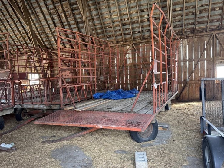 k&k-16'-bale-rack-&-gear-image-2