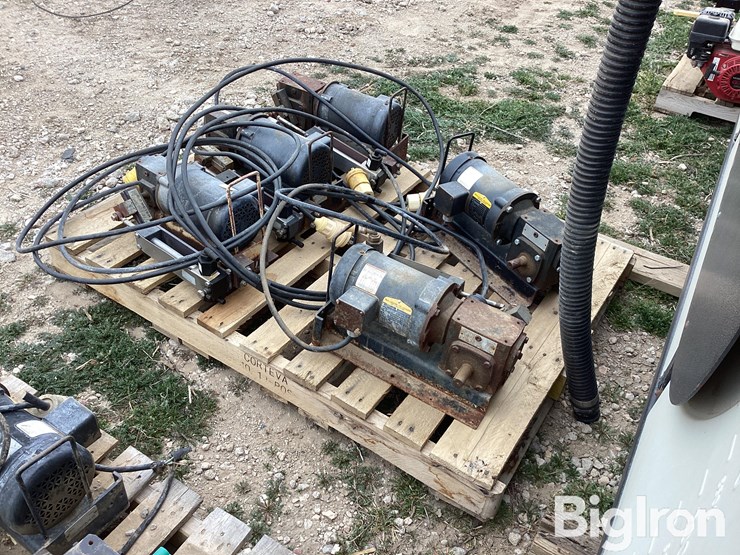 cds-john-blue-0162-chemigation-pumps-image-7