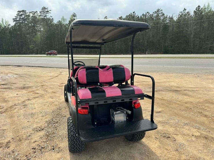 club-car-6-seater-golf-cart---pink-&-camo---battery-charger-included-image-4