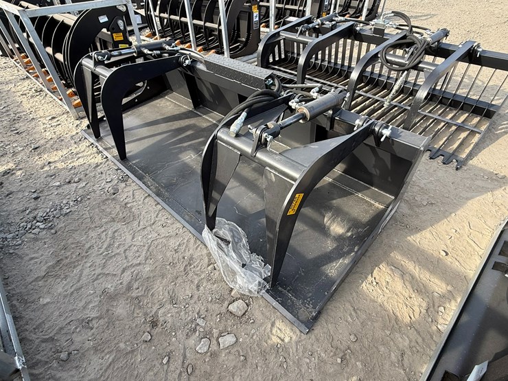 #2051-•-unused-jct-84"-skid-steer-grapple-inv#-40788-image-1