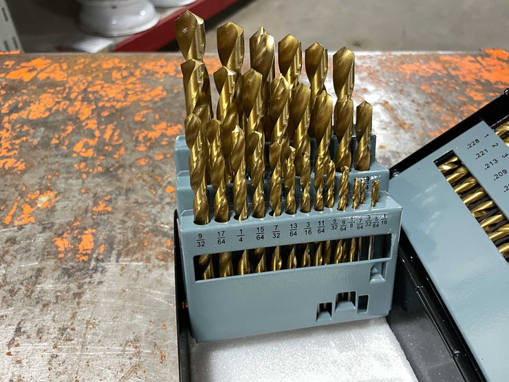 #2321-•-new-115-piece-drill-bit-set-in-nice-metal-storage-box-(cw)-image-5