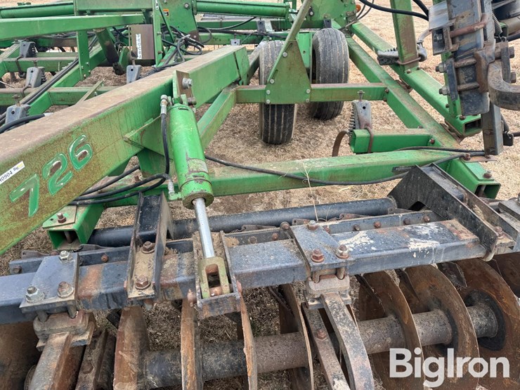 john-deere-726-image-16