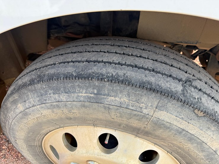 2012-international-prostar-image-8