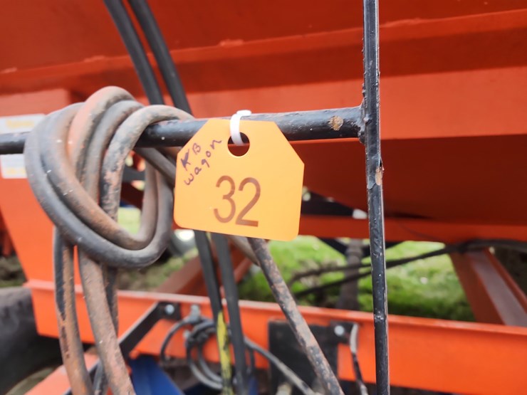 tag-#32,-killbros-gravity-wagon-image-2