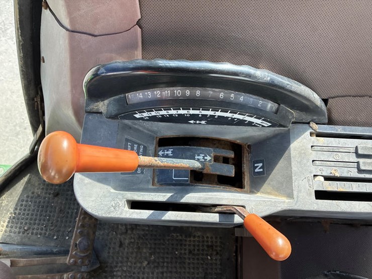 1984-john-deere-4650-image-62