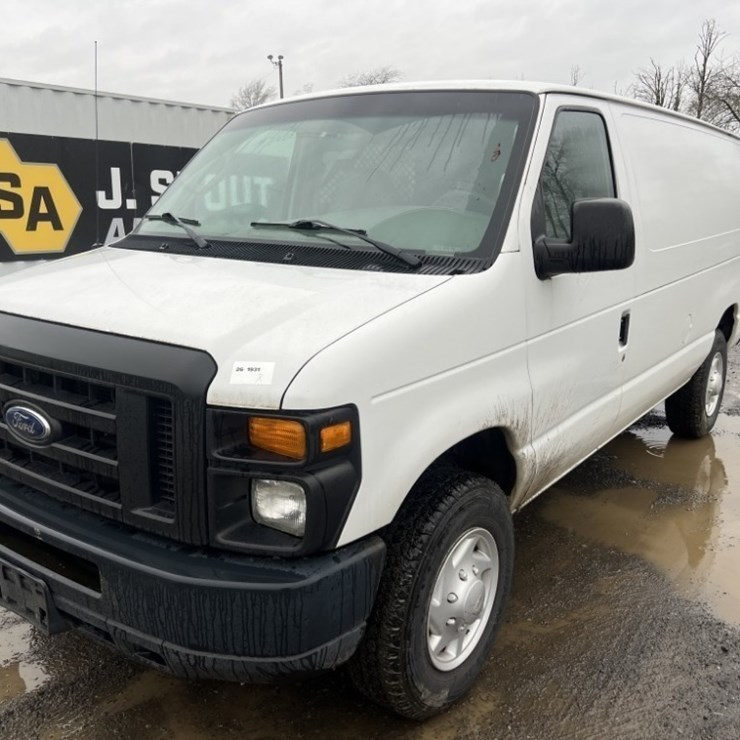 2008 FORD E350