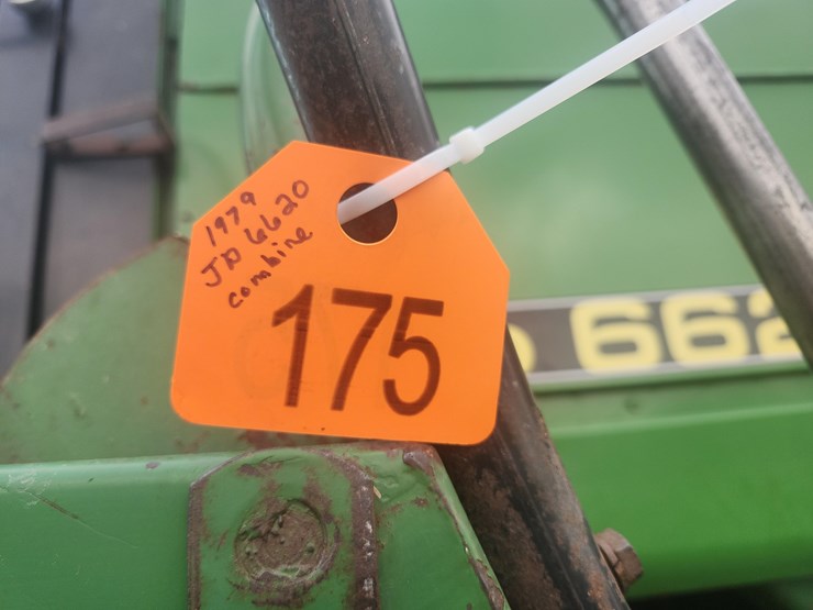 1979-john-deere-6620-image-2