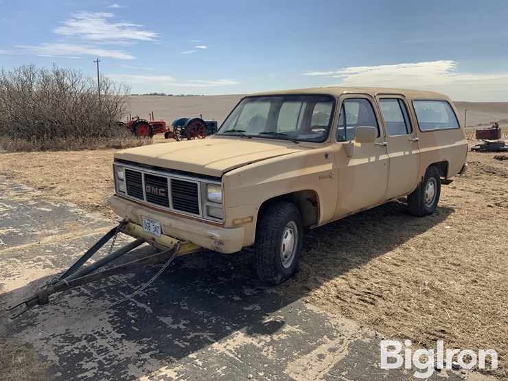 1987-gmc-suburban-image-1