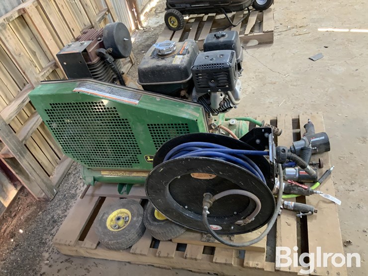 deere-ac2-8gh-image-4