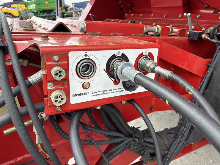 2008-case-ih-2588-image-27