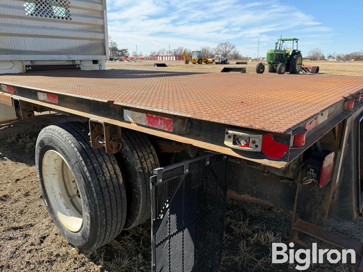 2012-international-durastar-4300-image-12