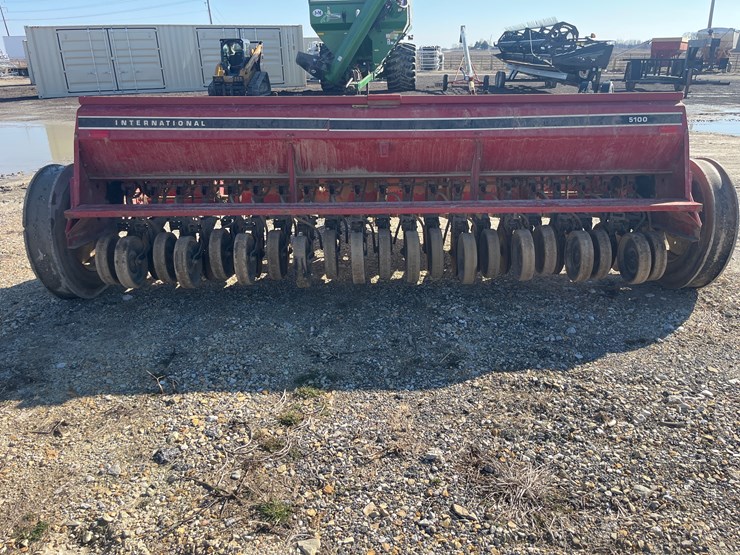 international-5100-image-6