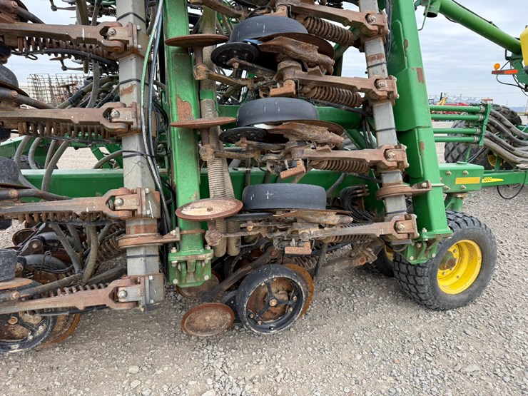 john-deere-1890-image-28