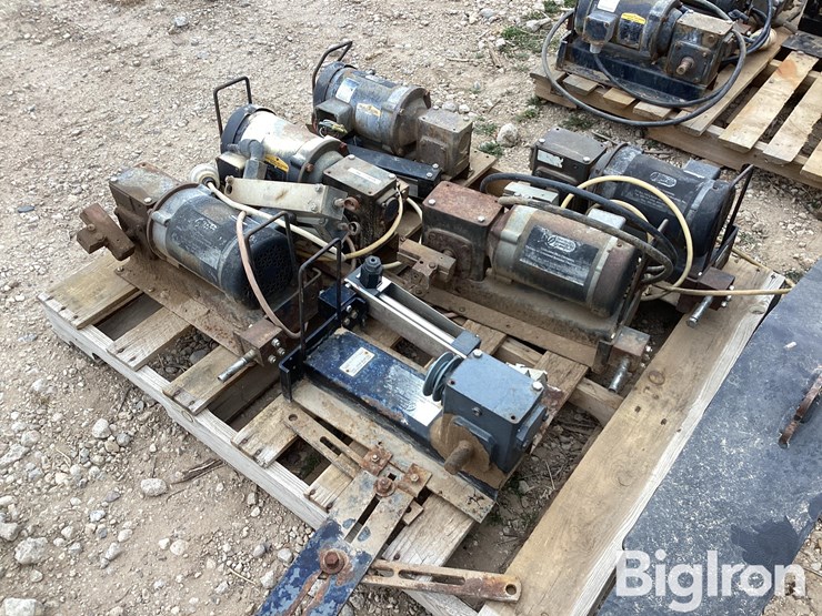 cds-john-blue-0162-chemigation-pumps-image-7