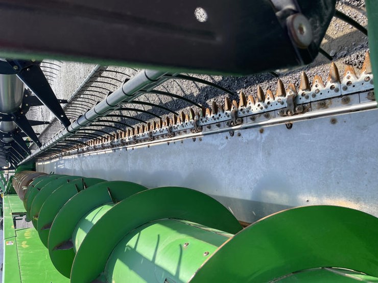 2014-john-deere-635f-image-16