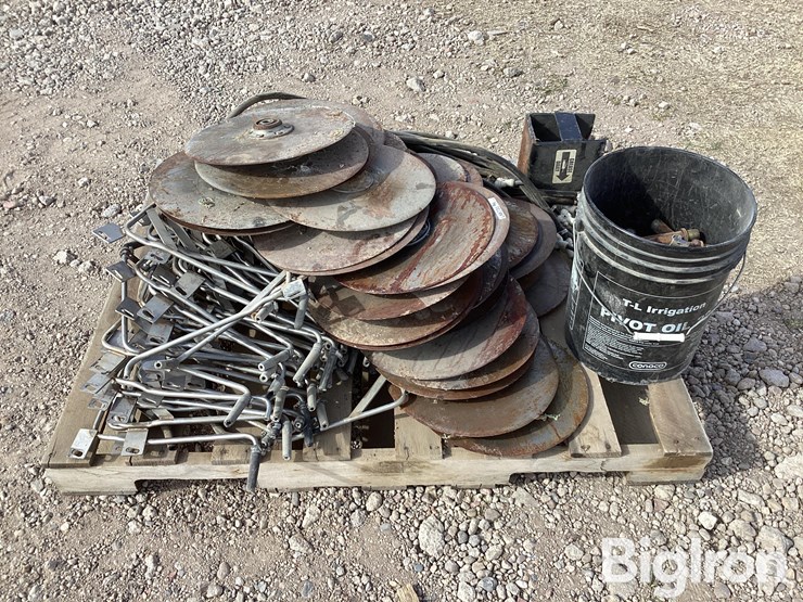 liquid-fertilizer-hose-brackets-&-discs-image-4