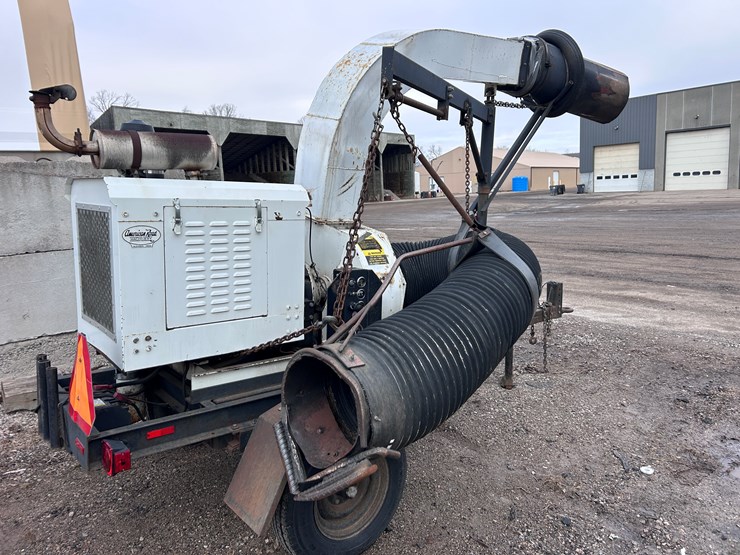 #1687-•-american-road-machinery-towable-leaf-vac-image-5