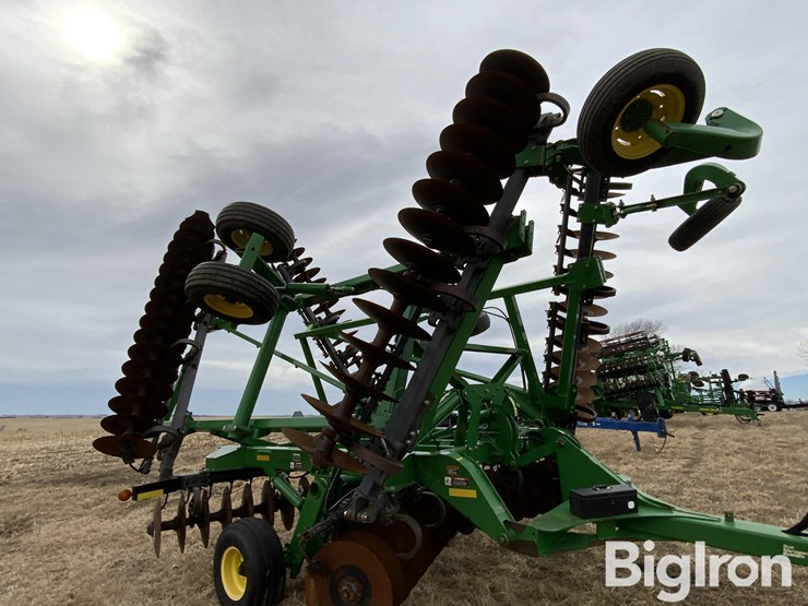 2013-john-deere-2623-image-14