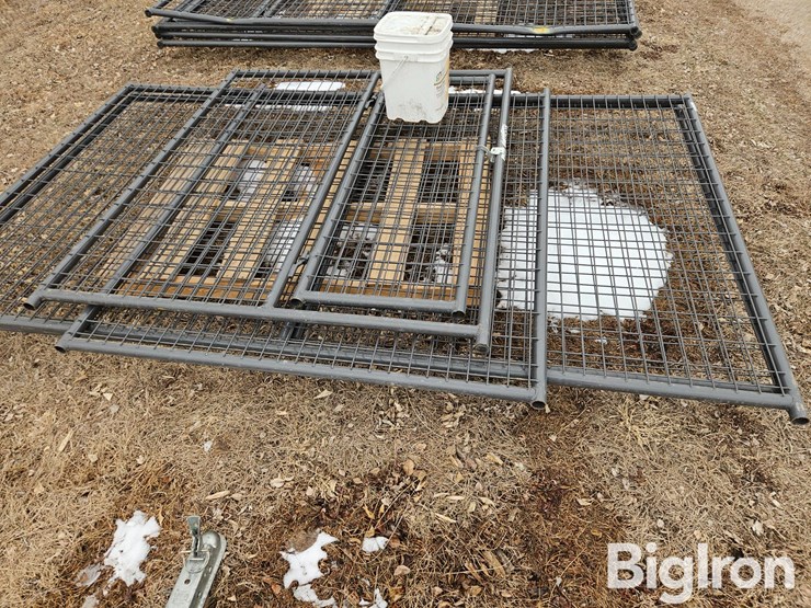 behlen-10'x5'-dog-kennel-image-4