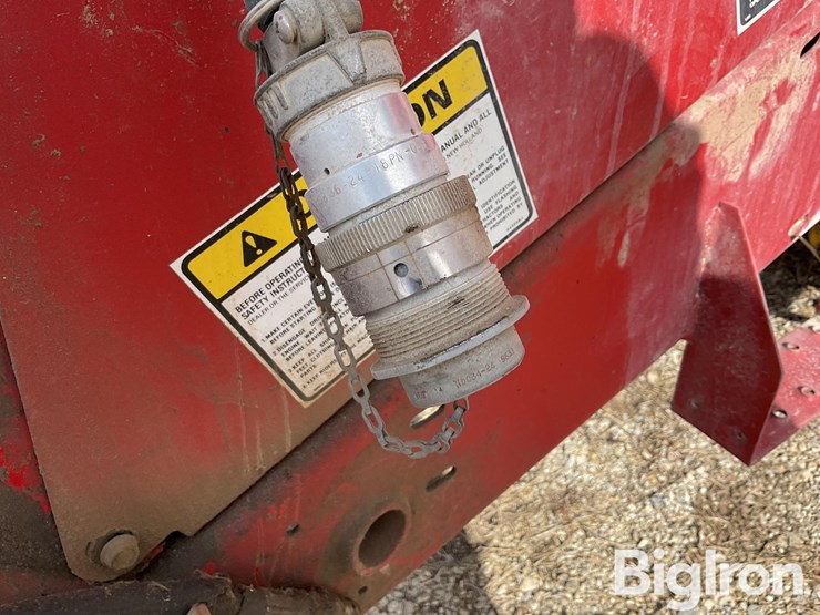 1997-new-holland-664-image-17