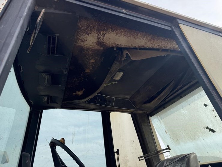 international-1086-image-18