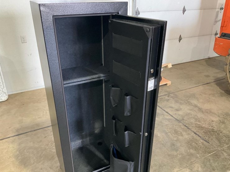 #4087-•-new-14-gun-safe-image-2