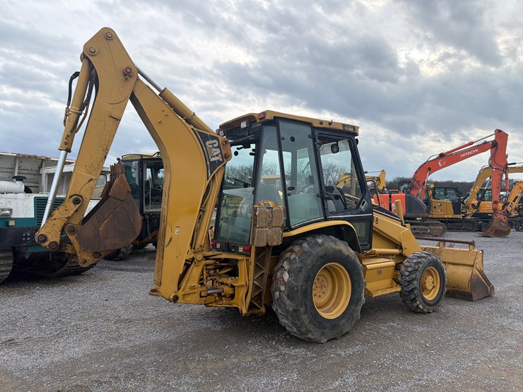 caterpillar-416d-image-3