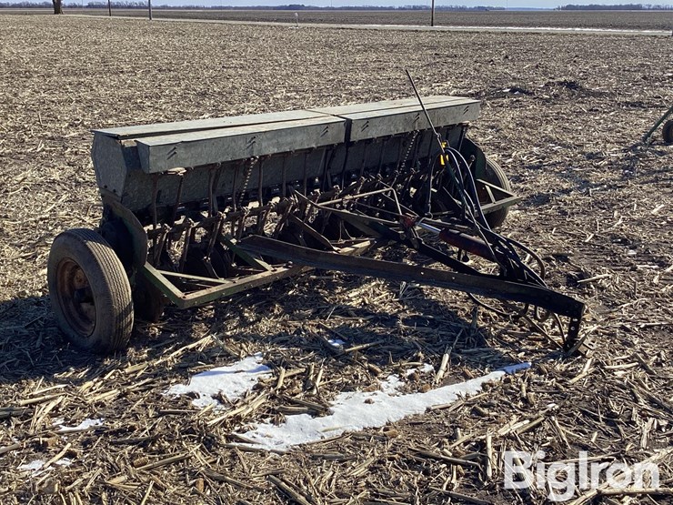 john-deere-b-image-3