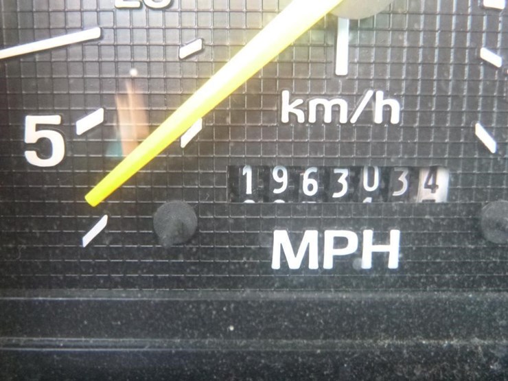 1998-ford-f800-image-15