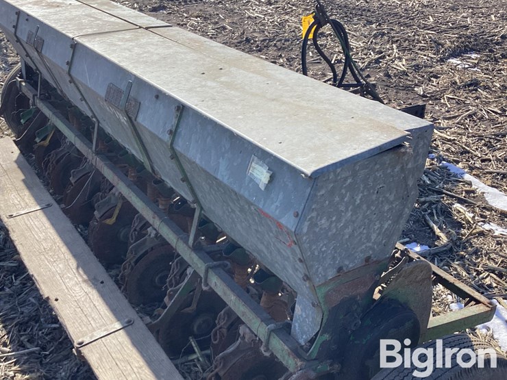 john-deere-b-image-16