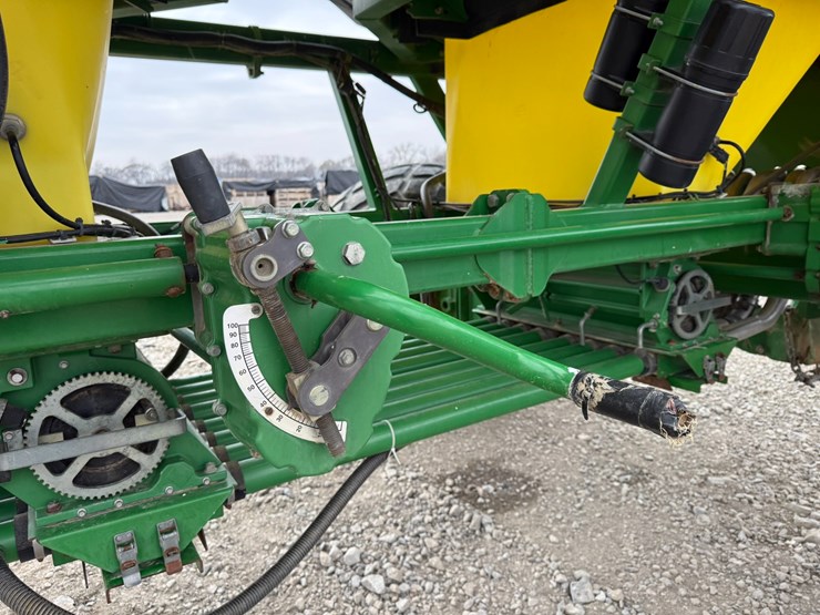 john-deere-1890-image-73