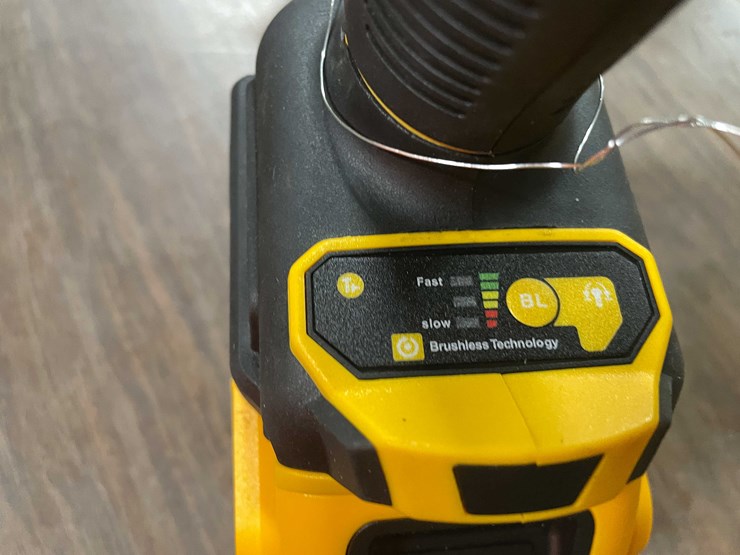 #2296-•-dewalt-compatible-20-volt-cordless-hammer-drill-and-battery-(pr11)-image-8