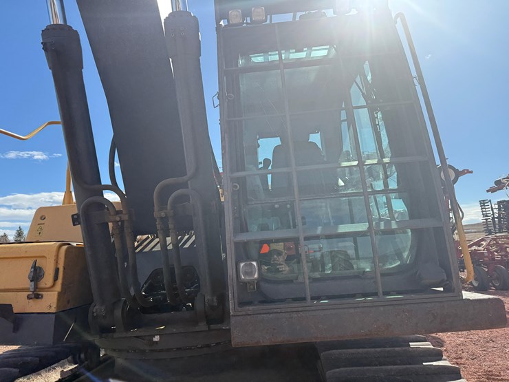 2012-volvo-ec250dl-image-19