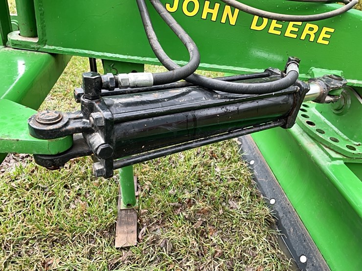 john-deere-155-image-13
