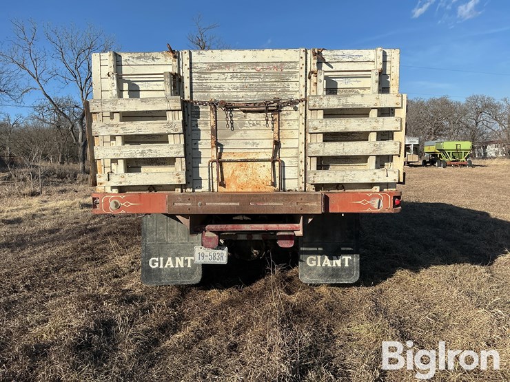 1974-international-loadstar-image-6