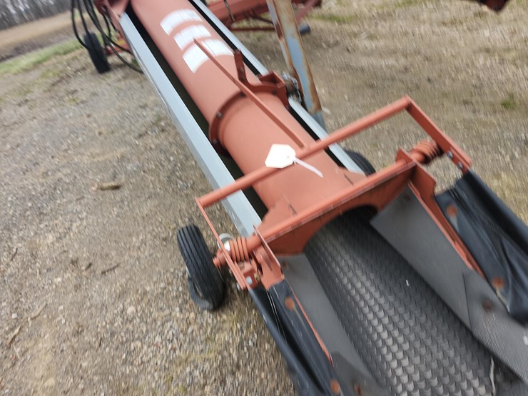 tag-#177,-90'-hutchinson-squesse-belt-conveyor-w/hyd-drive-image-15