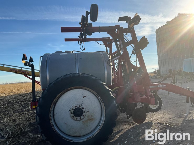 case-ih-2800-image-3