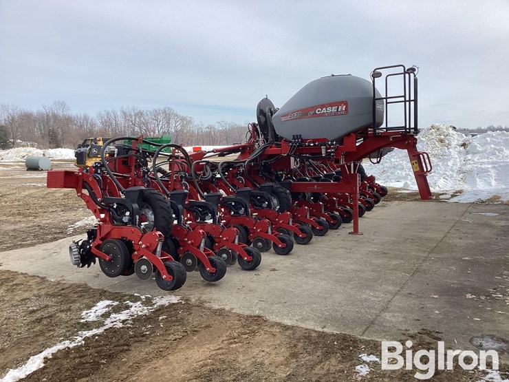 2022-case-ih-2022-image-7