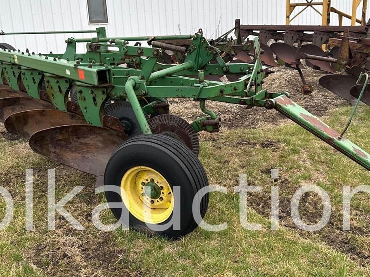 john-deere-3100-image-1