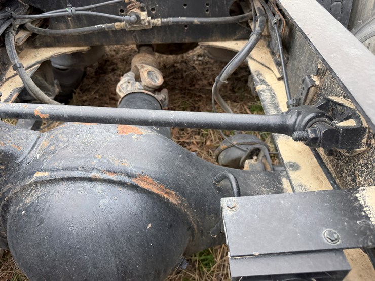 #40952-•-2016-freightliner-t/a-daycab-truck-tractor-3akjged50gshn2261-image-14