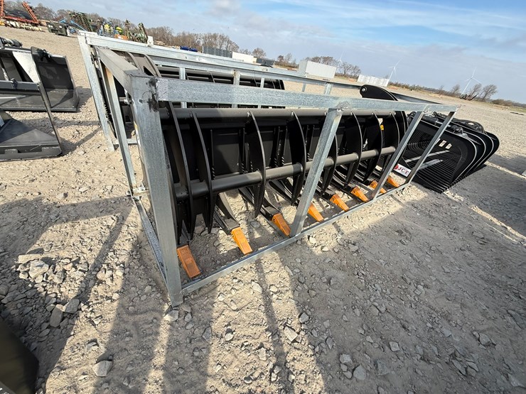 #2045-•-unused-6'-skid-steer-grapple-inv#-40825-image-2