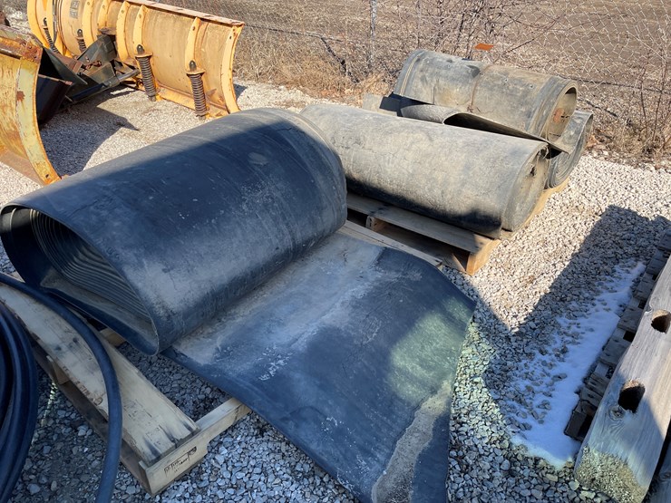 #6073-•-(2)-pallets-of-rubber-belting-image-10