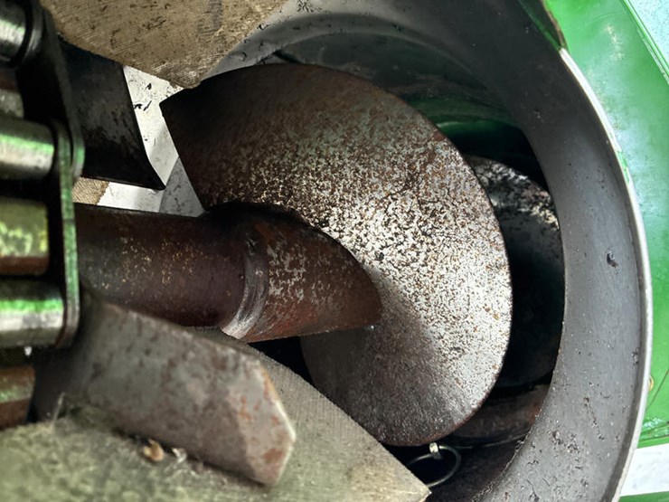 2013-john-deere-s680-image-85