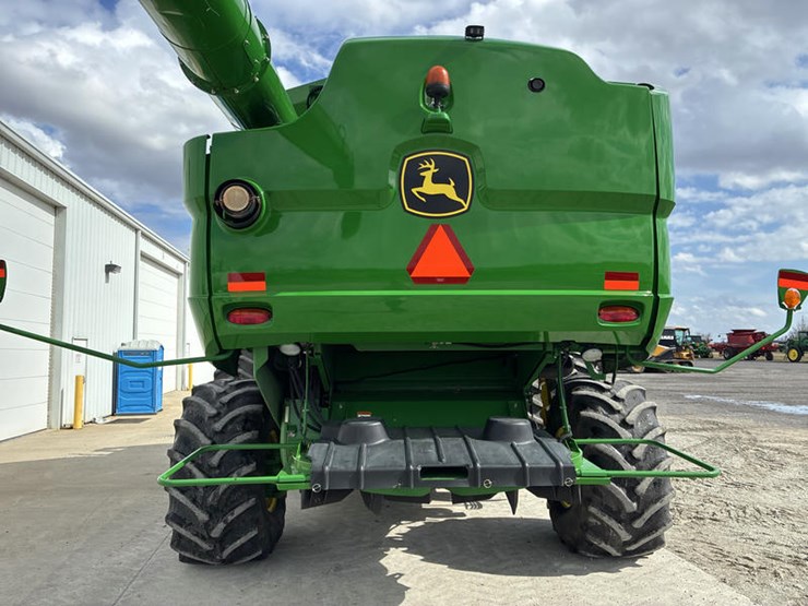 2013-john-deere-s680-image-6