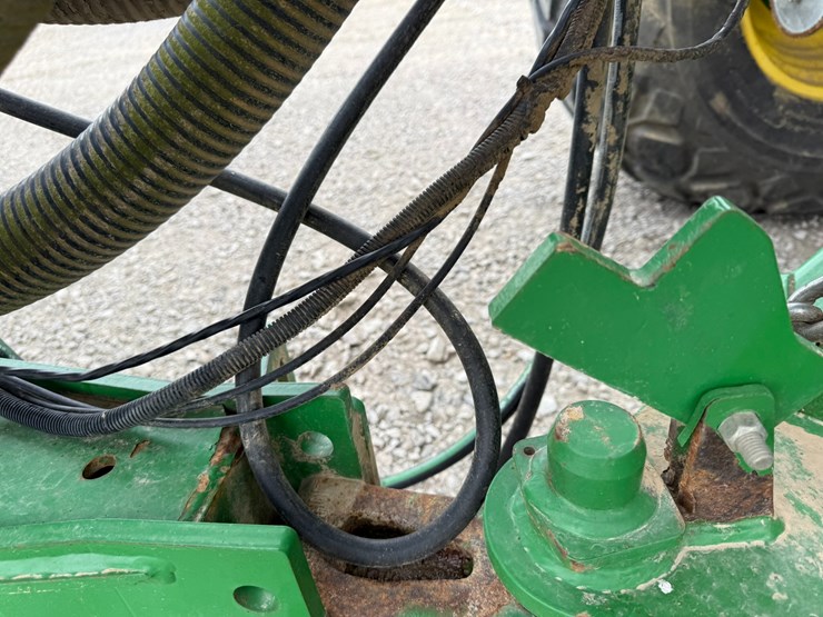 john-deere-1890-image-40