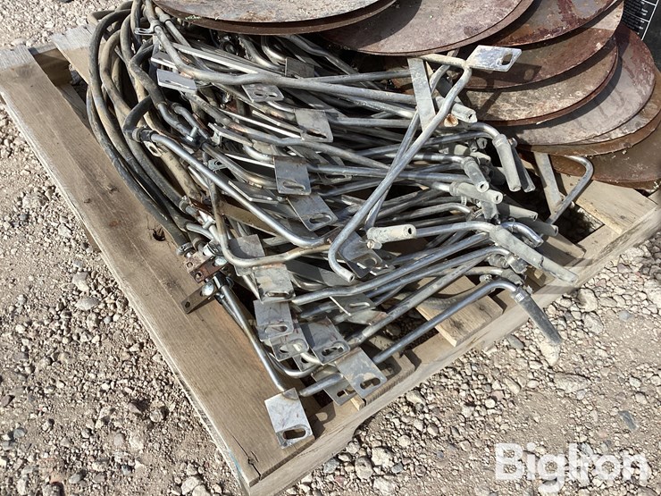 liquid-fertilizer-hose-brackets-&-discs-image-14