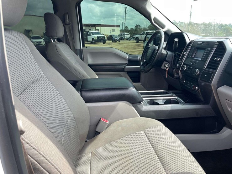 2017-ford-f150-image-18