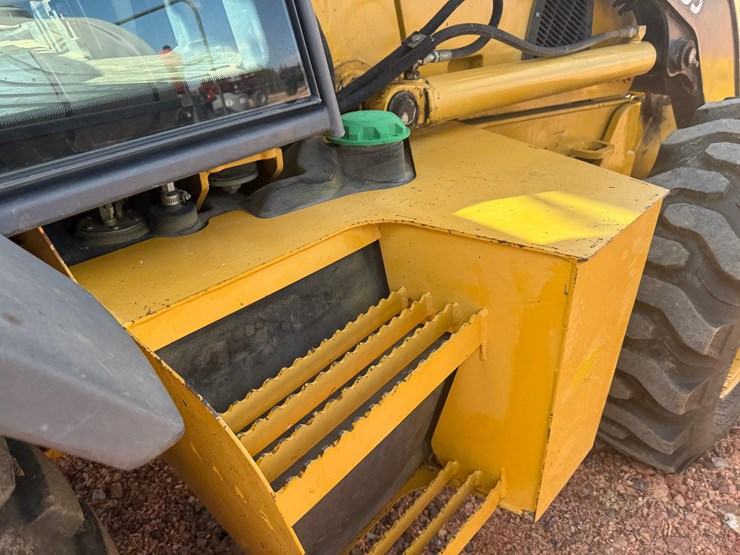 deere-310j-image-21